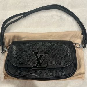 💯Authentic Louis Vuitton Crossbody